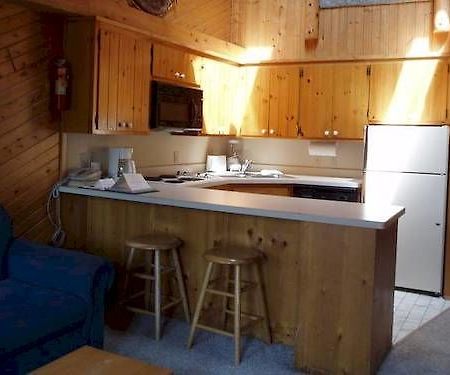 High Village Breezy Point Ngoại thất bức ảnh